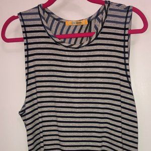 COIN Striped Back Vented Sleeveless Tunic